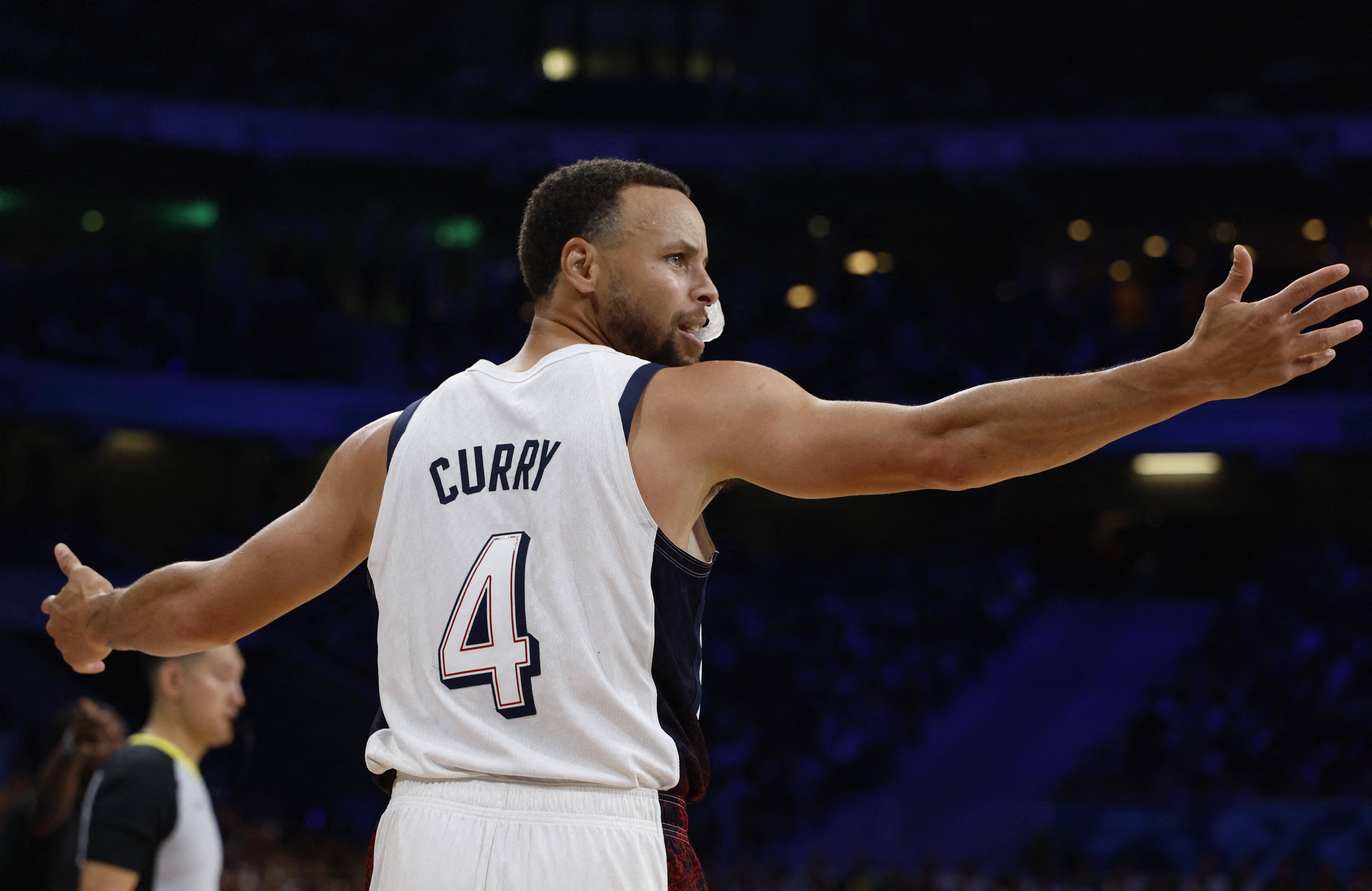 一名俄罗斯 一名俄罗斯