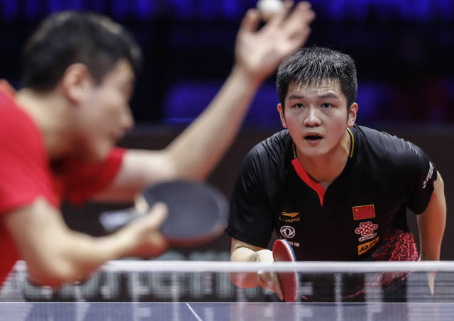 关键三分杀死比赛！比尔19中10拿下25分6板4助2断.