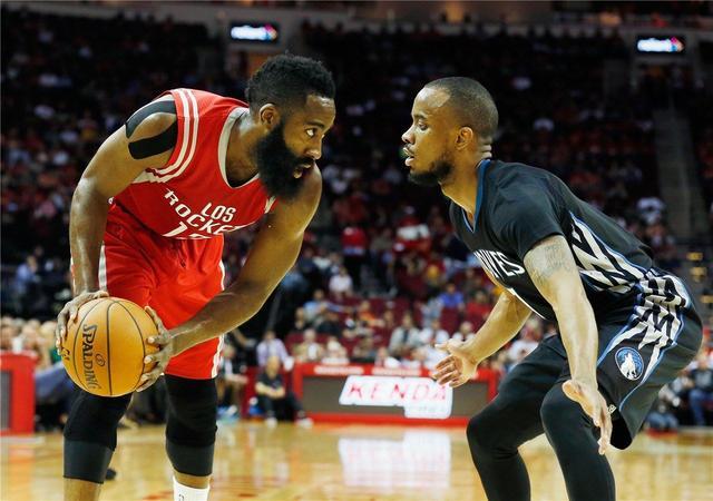 次向西甲冠 次向西甲冠