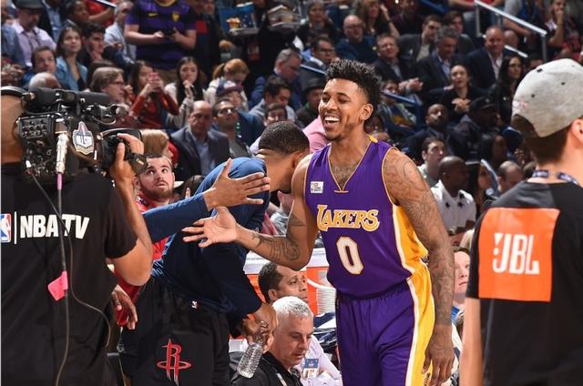 前者易引战 前者易引战